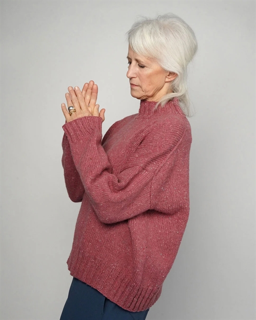 LANGØ SWEATER fra Kit Couture